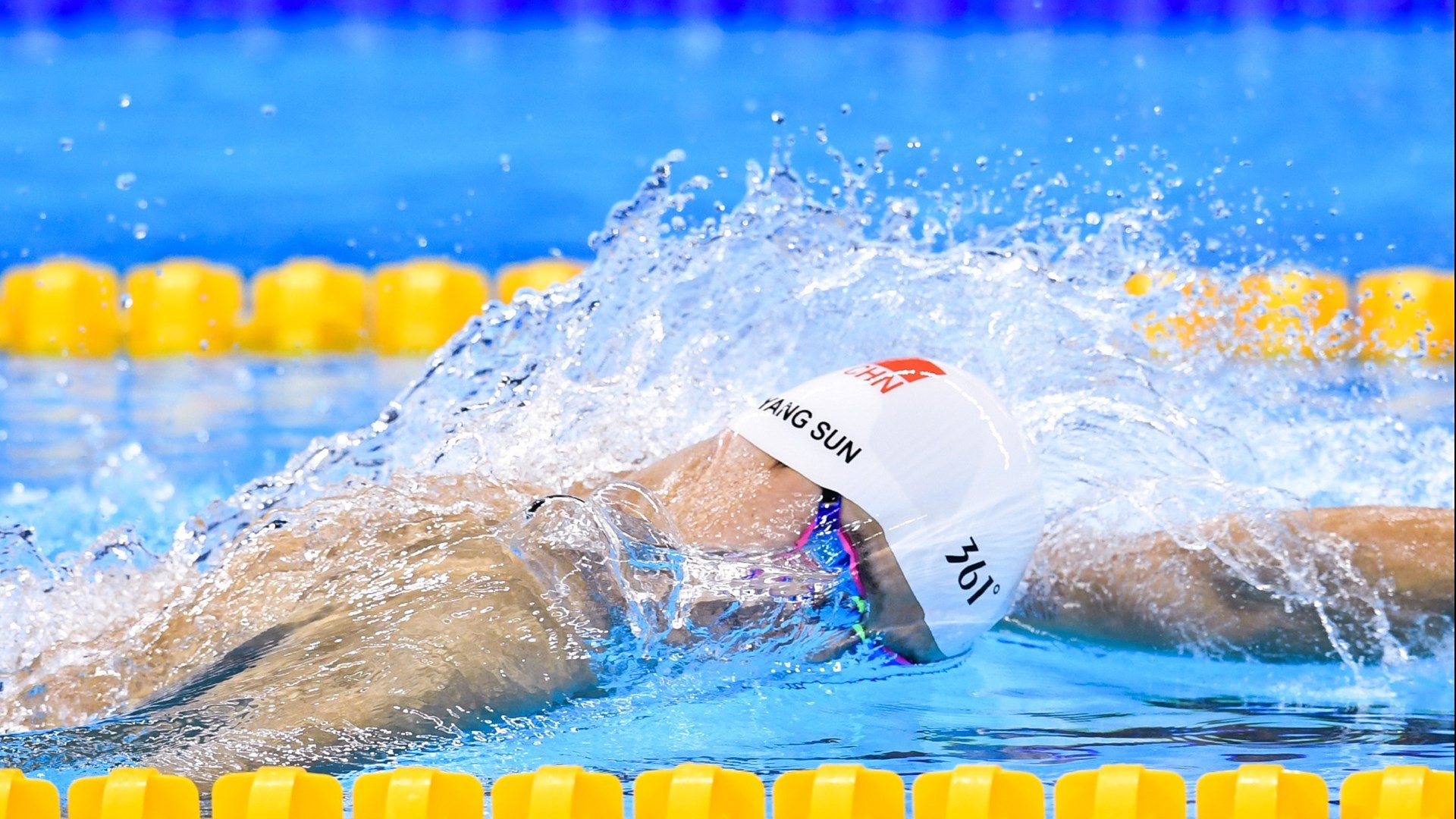 黄蜂防守锁死山西队，爱德华兹成为关键先生