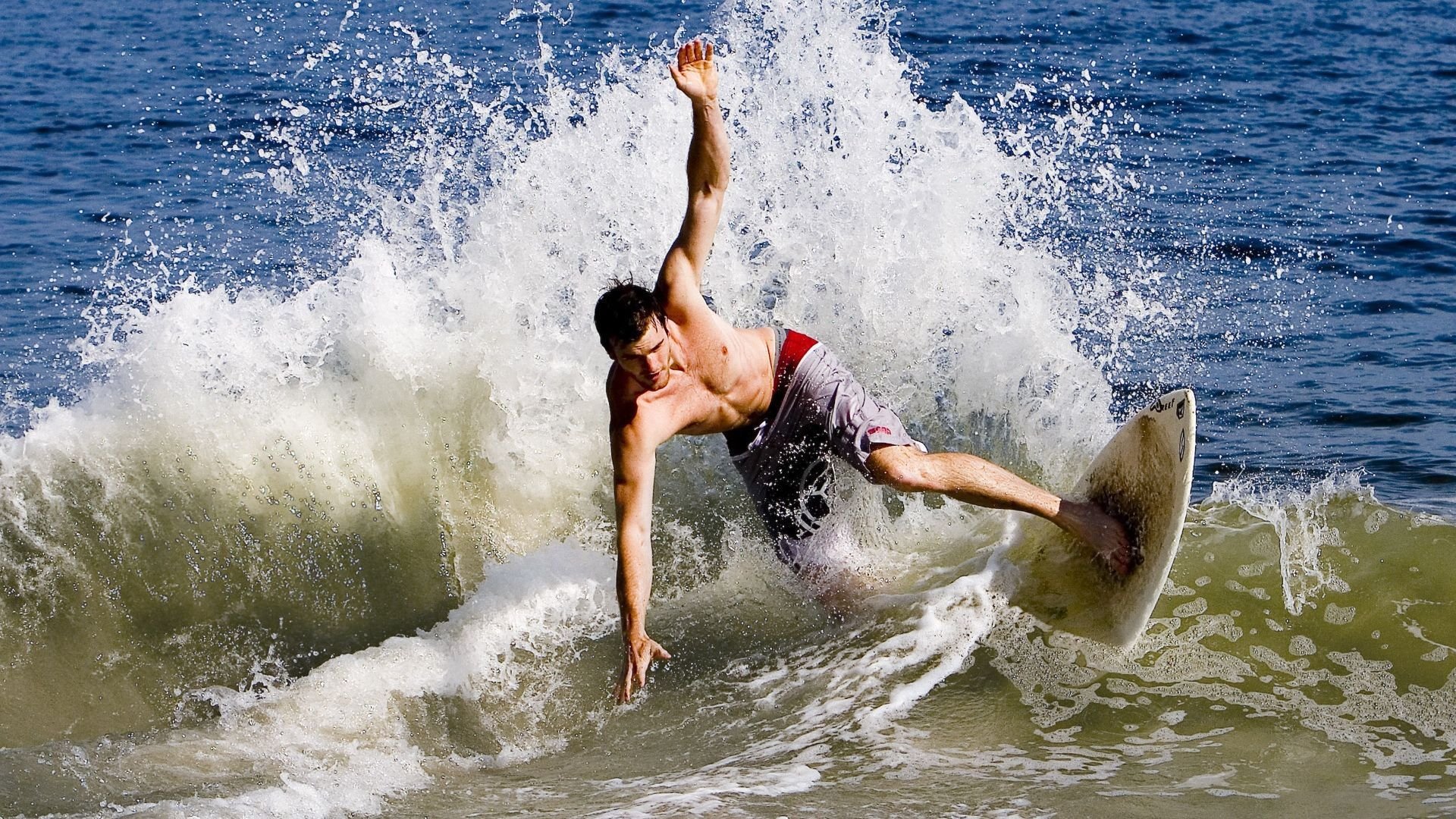 非洲雄狮的怒吼,安哥拉绝境逆袭,努涅斯一锤定音改写历史