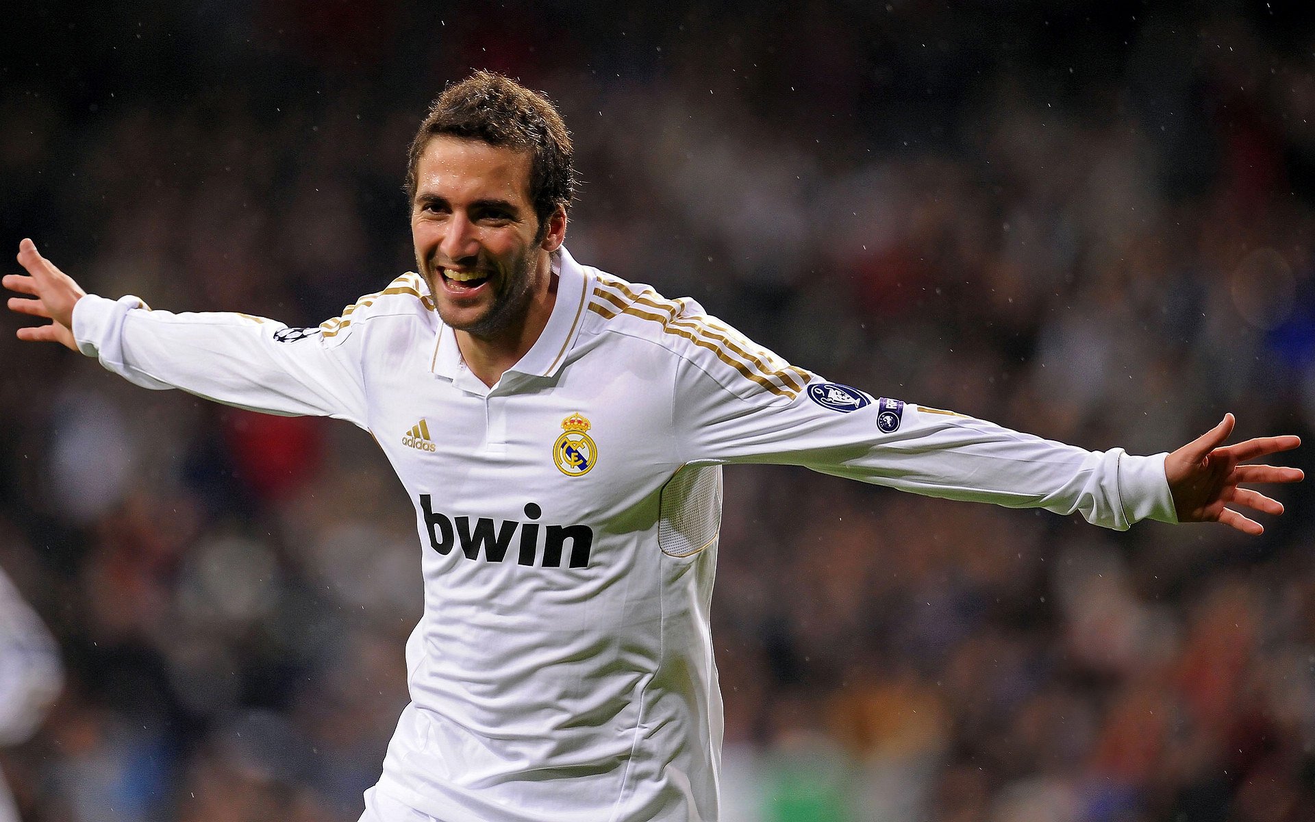 从雅典到阿克拉,奥斯梅恩如何成为希腊制霸加纳的关键先生